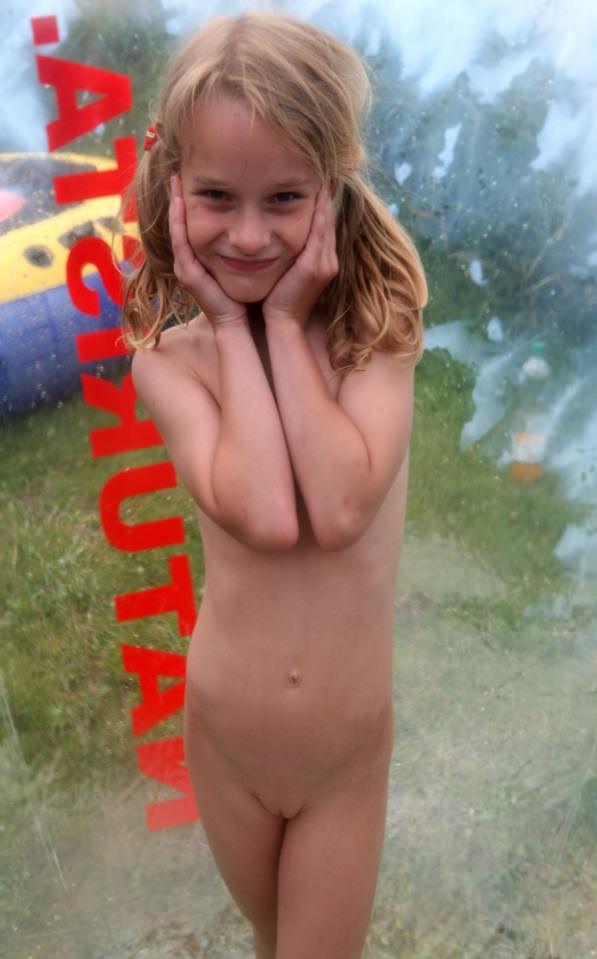 FKK nudism - adults and young naturist
